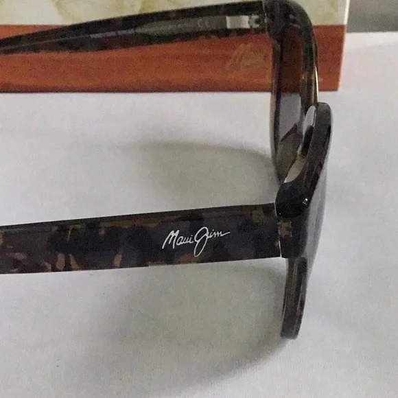 MAUI JIM SUNGLASSES LADIES. - Picture 4 of 8